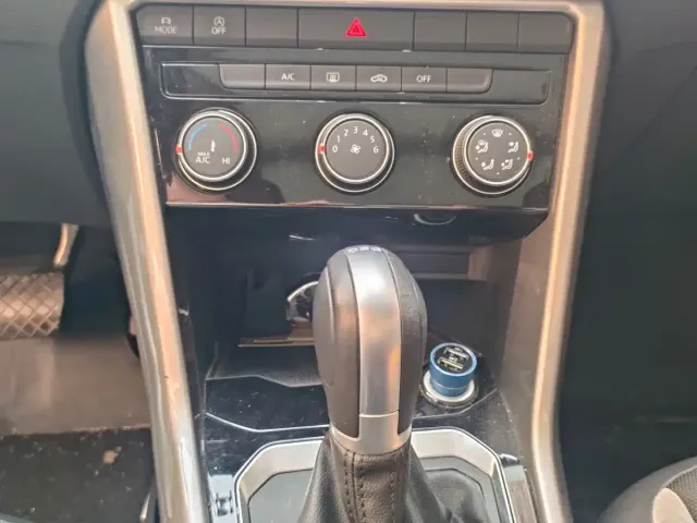 Volkswagen Volkswagen T-ROC 2021 280TSI DSG 2WD Elite Connected — Фото автомобиля 13