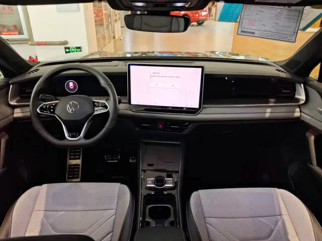 Volkswagen Tayron — Фото автомобиля 7