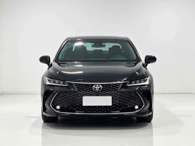 Toyota Avalon — Фото автомобиля 2