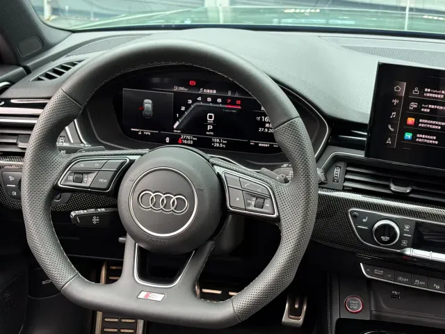 Audi S4 — Фото автомобиля 13
