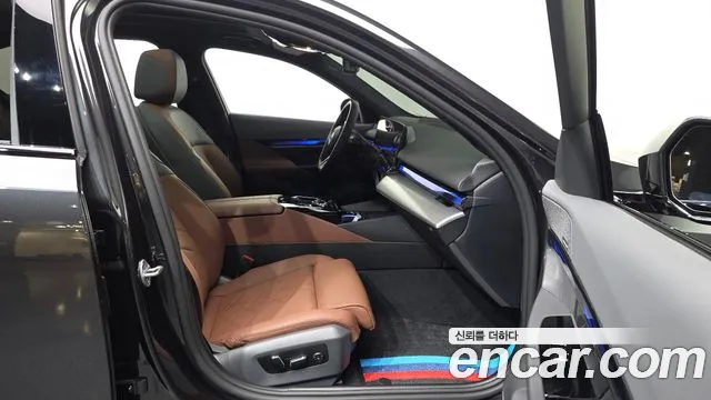 BMW 5-Series 5 серия (G60) — Фото автомобиля 10