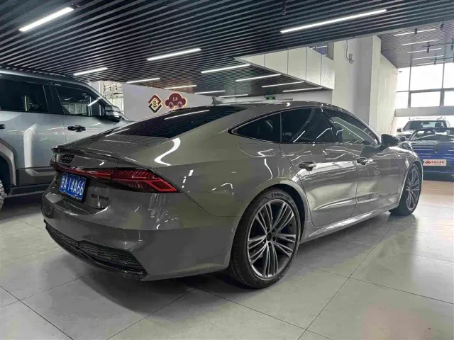 Audi A7 — Фото автомобиля 7