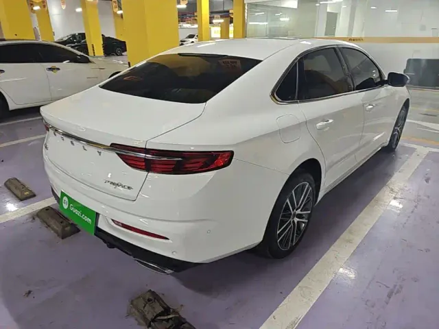 Geely Xingrui — Фото автомобиля 6