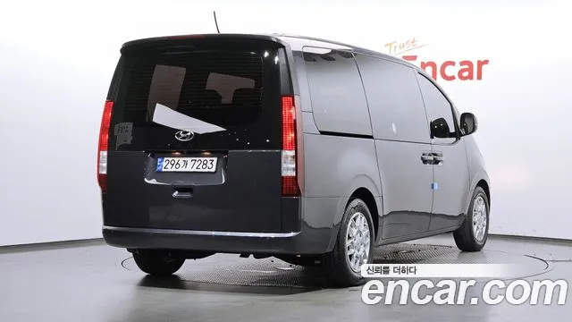 Hyundai Staria Staria Tourer 9 мест — Фото автомобиля 2