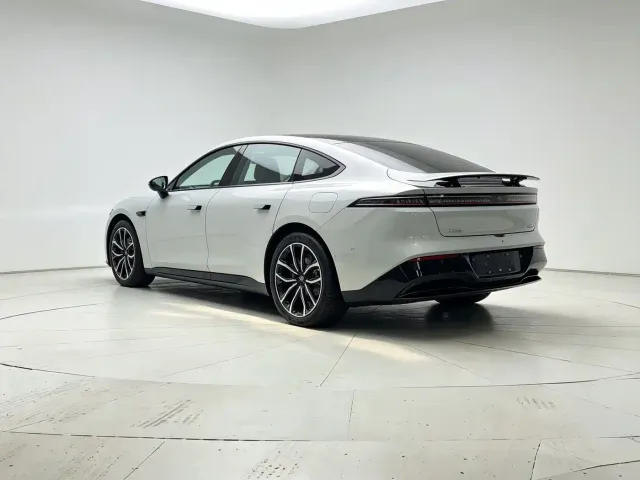 Dongfeng eπ 007 — Фото автомобиля 8