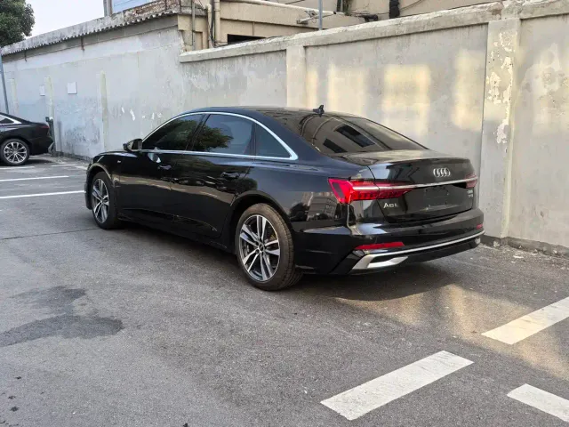 Audi A6L — Фото автомобиля 3