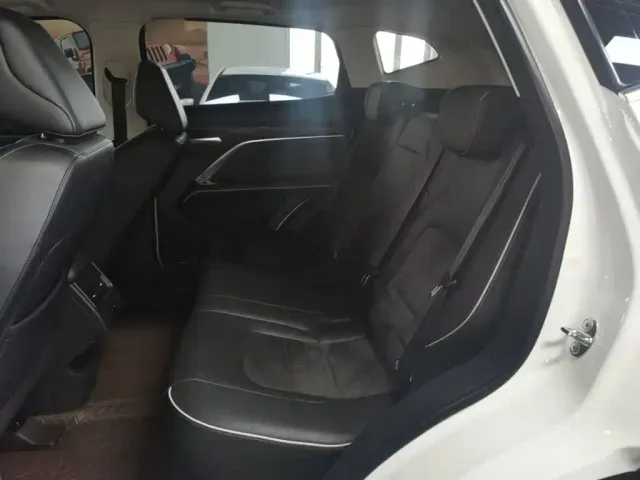 Haval H6 — Фото автомобиля 16
