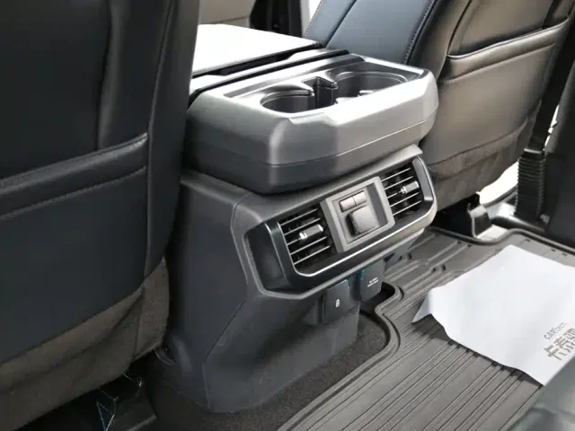 Ford F-150 Raptor — Фото автомобиля 20