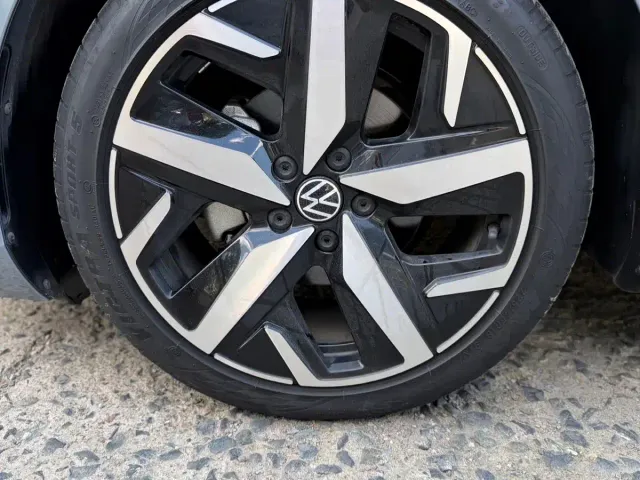 Volkswagen Lamando — Фото автомобиля 9