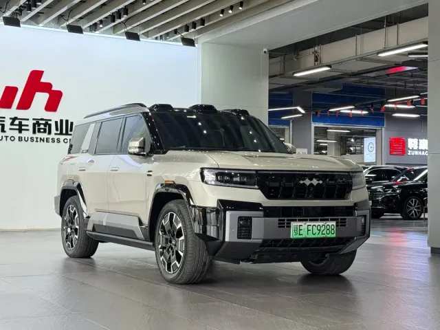 BYD FangChengBao Leopard 8 — Фото автомобиля 3