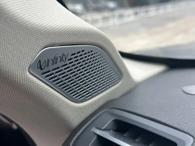 Lynk & Co Lynk & Co 01 2021 2.0TD 2WD Pro — Фото автомобиля 13