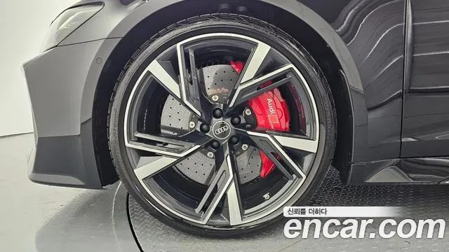Audi RS 6 C8 — Фото автомобиля 5