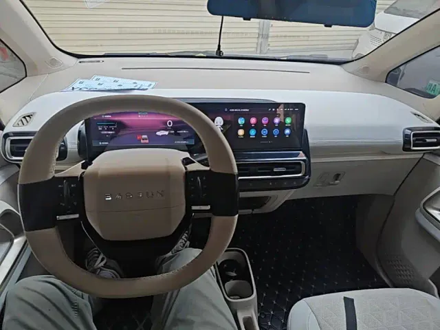 Baojun KiWi EV — Фото автомобиля 9