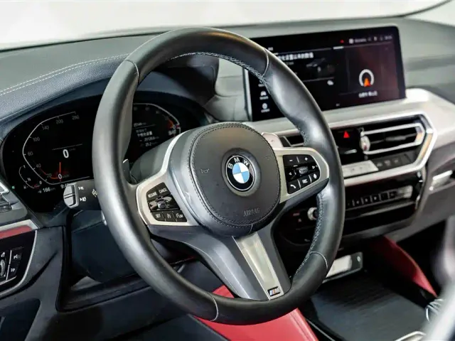 BMW X4 — Фото автомобиля 11