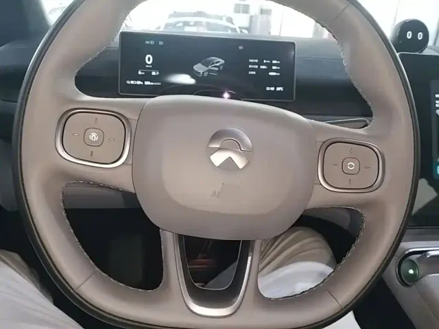 Nio EC6 — Фото автомобиля 10