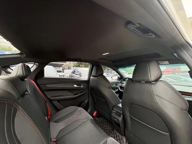 Geely Binrui — Фото автомобиля 10