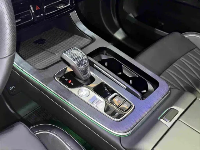 GAC Trumpchi GS8 — Фото автомобиля 17