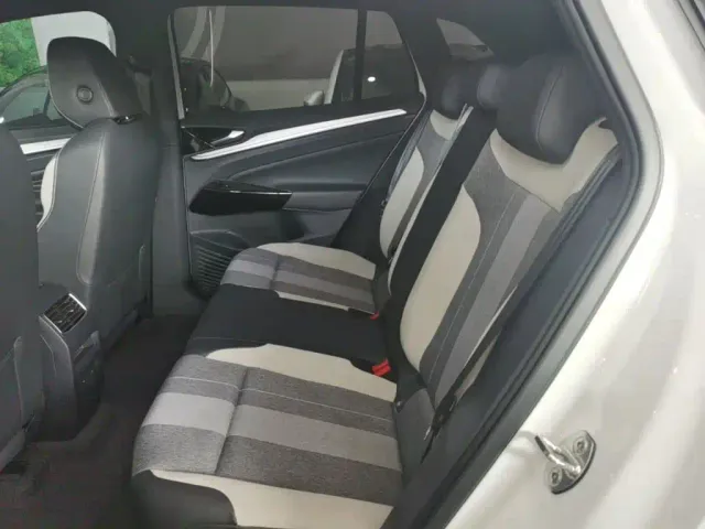 Volkswagen ID.4 Crozz — Фото автомобиля 16