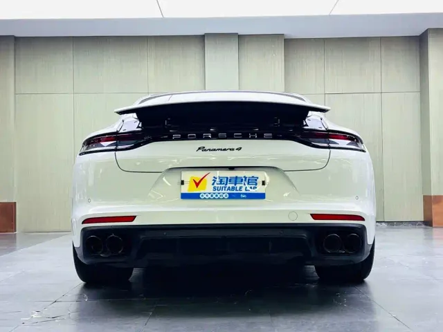 Porsche Panamera — Фото автомобиля 5