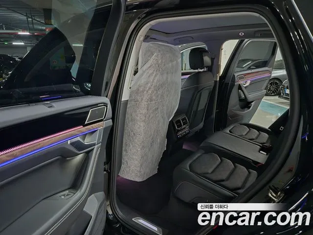 Volkswagen Touareg Touareg 3 поколение 3.0 TDI Prestige — Фото автомобиля 14
