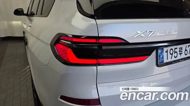 BMW X7 — Фото автомобиля 20