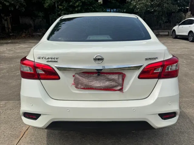 Nissan Sylphy — Фото автомобиля 5