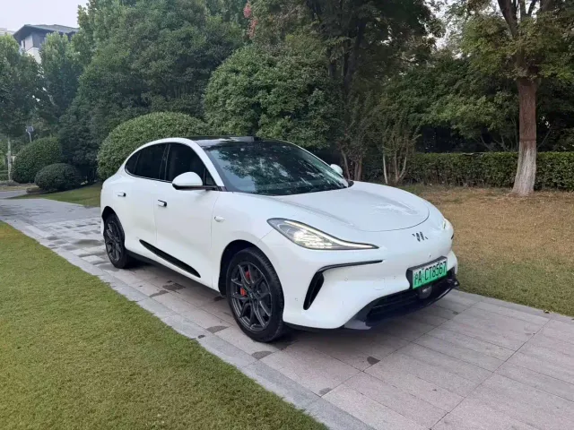 IM Motors LS6 — Фото автомобиля 7