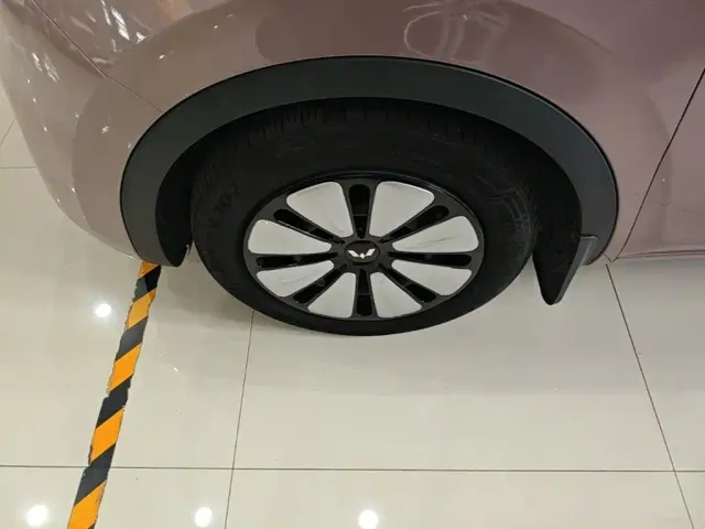 Wuling Bingo — Фото автомобиля 22