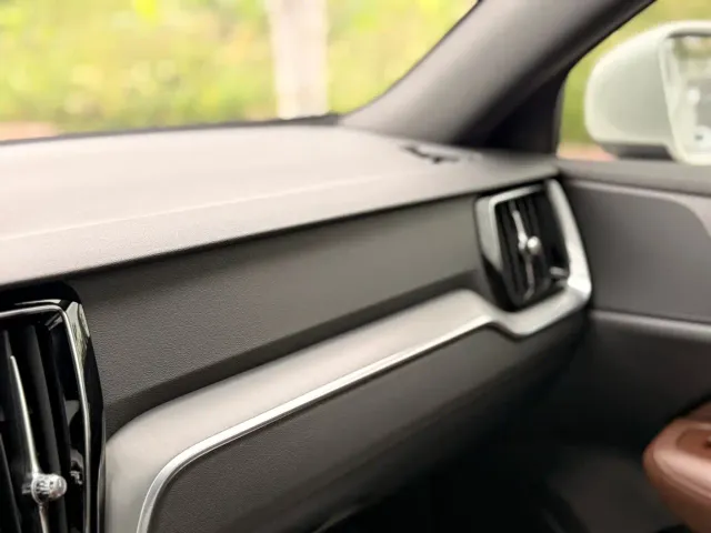 Volvo S60 — Фото автомобиля 25