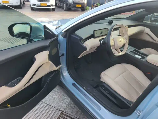 Nio ET5 Touring — Фото автомобиля 15