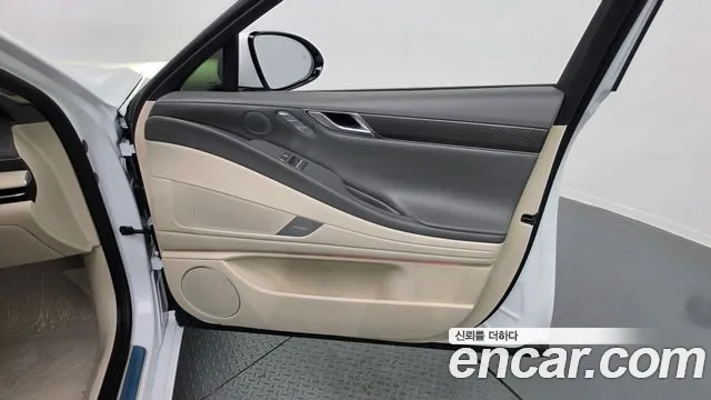 Genesis G80 RG3 — Фото автомобиля 13