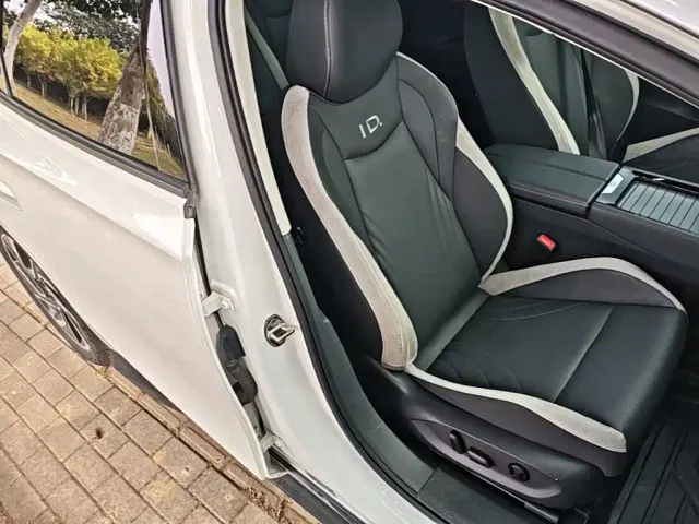 Volkswagen ID.7 Vizzion — Фото автомобиля 24