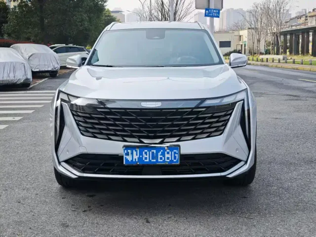 Geely Boyue L — Фото автомобиля 2