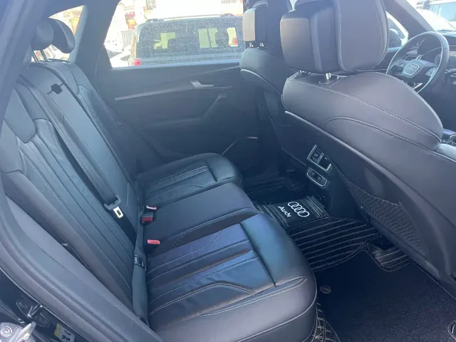 Audi Q5L — Фото автомобиля 6