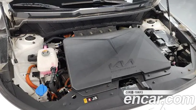Kia Niro Niro (New) — Фото автомобиля 9