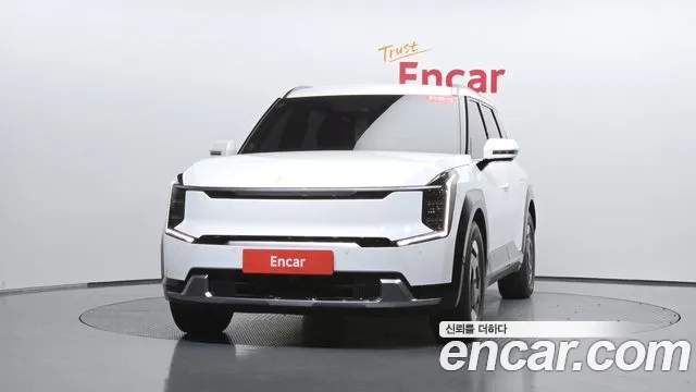 Kia EV9 — Фото автомобиля 3
