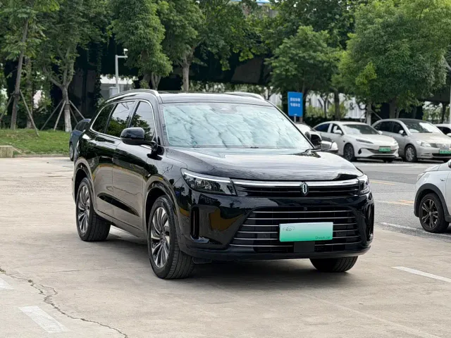 Aito M7 — Фото автомобиля 3