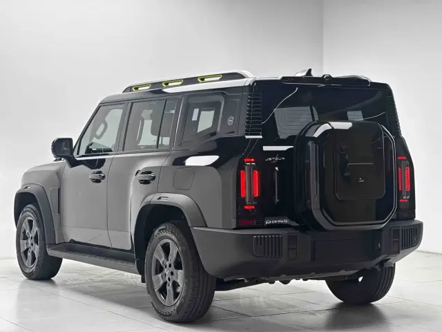 Jetour Jetour Traveler 2023 Model 1.5T 2WD Discovery PRO — Фото автомобиля 9