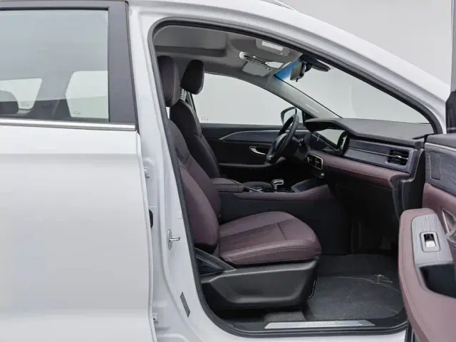Jetour X90 Plus — Фото автомобиля 23