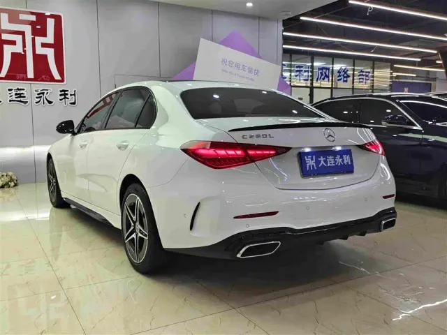 Mercedes-Benz C-Class — Фото автомобиля 4