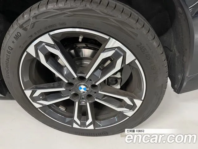 BMW X1 U11 — Фото автомобиля 5