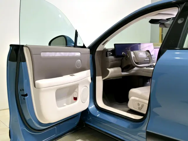 IM Motors LS6 — Фото автомобиля 10