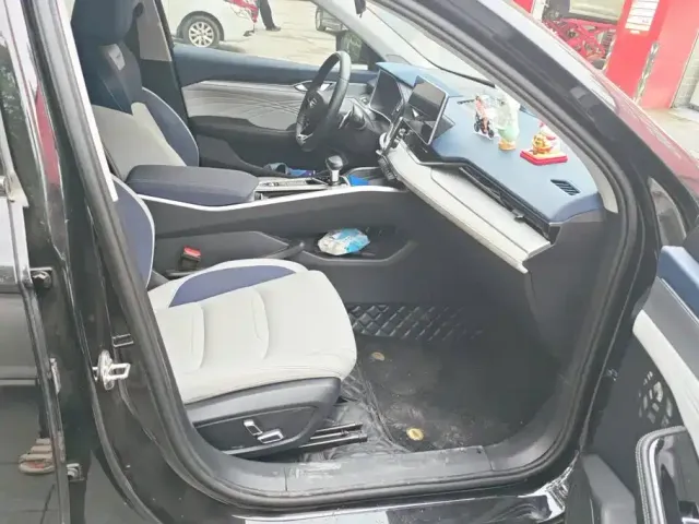 Geely Xingrui — Фото автомобиля 8