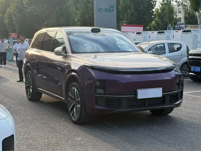 Li Auto L9 — Фото автомобиля 5