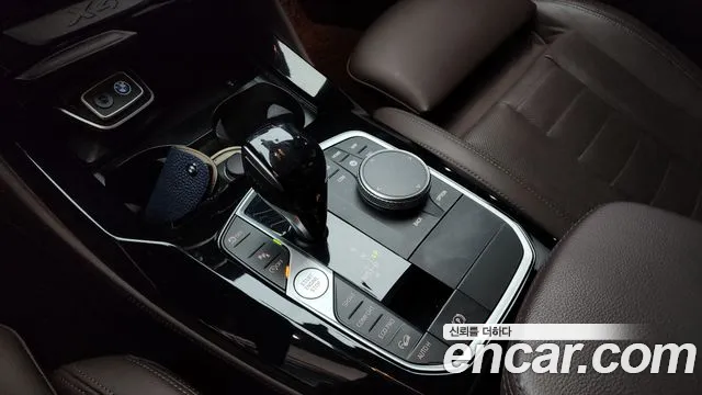 BMW X4 xDrive20i M Sport — Фото автомобиля 9