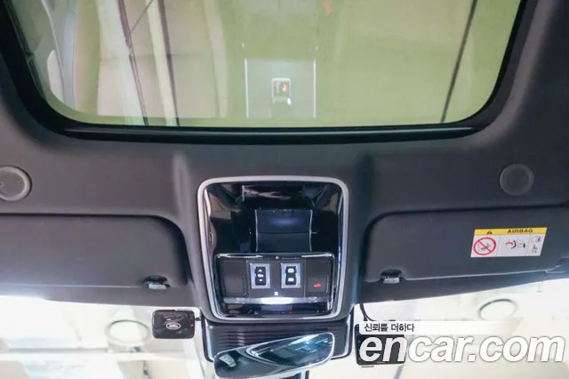 Land Rover Range Rover Velar — Фото автомобиля 15