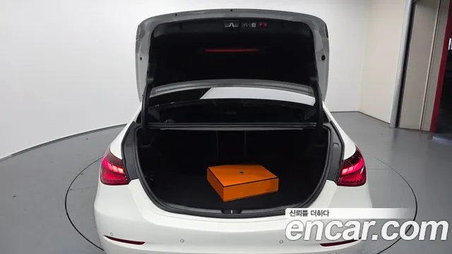 Mercedes-Benz C-Class W206 — Фото автомобиля 20