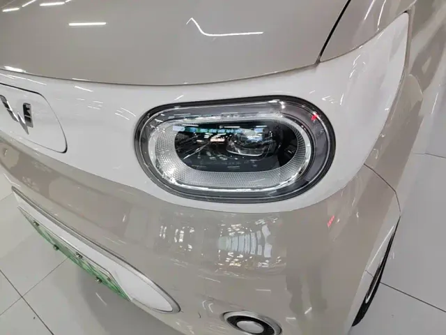Wuling Hongguang Mini EV — Фото автомобиля 23