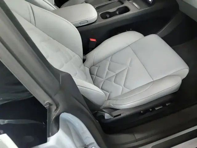 Nio ET5 Touring — Фото автомобиля 24