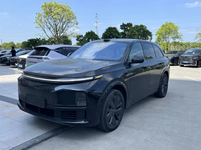 Фотография автомобиля — Li Auto L7